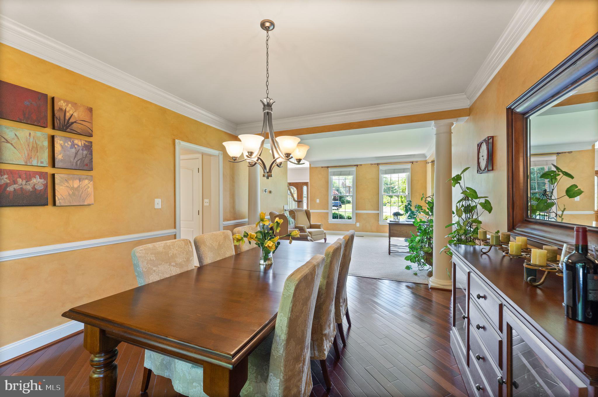 OAKTON WOODS - Residential