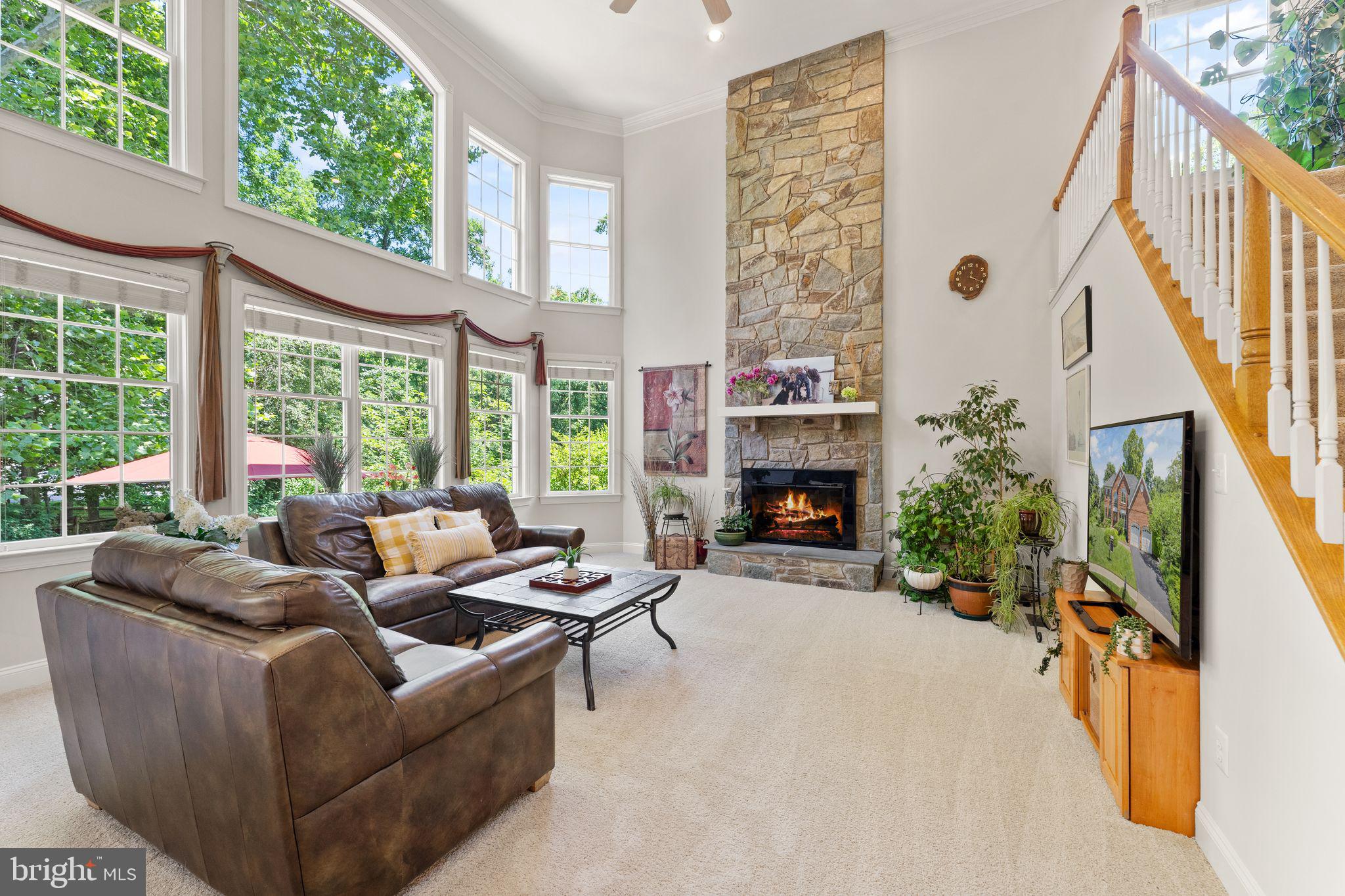 OAKTON WOODS - Residential