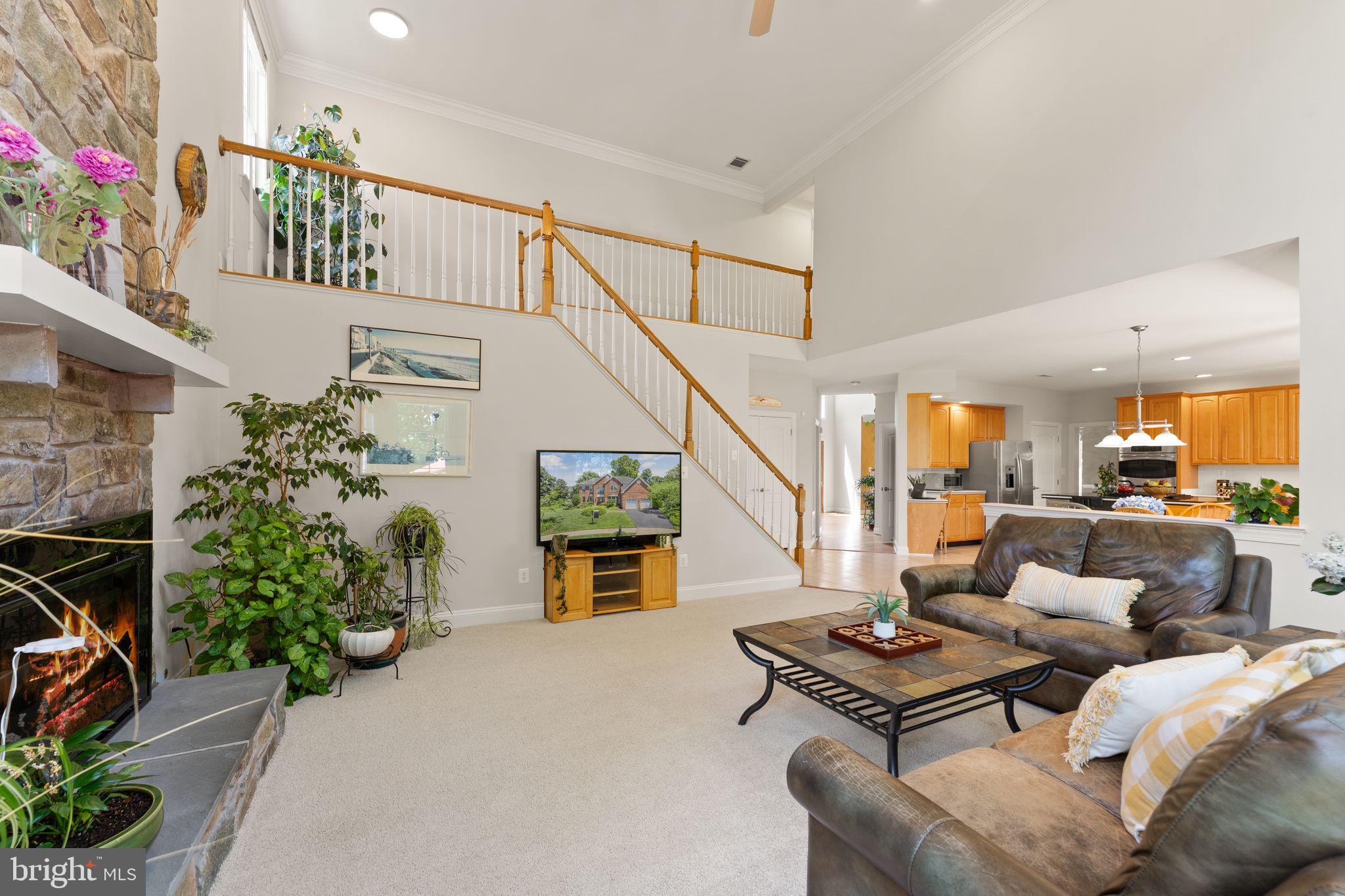 OAKTON WOODS - Residential