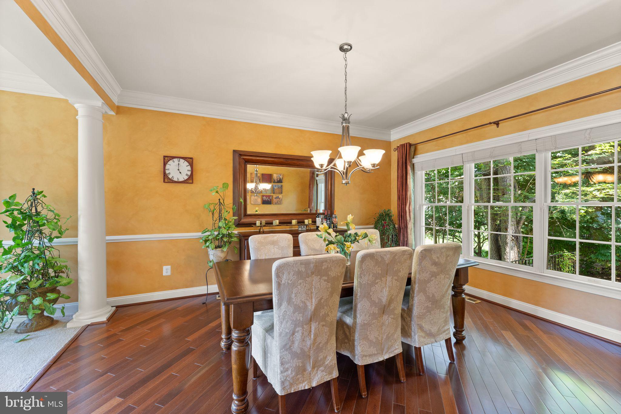 OAKTON WOODS - Residential