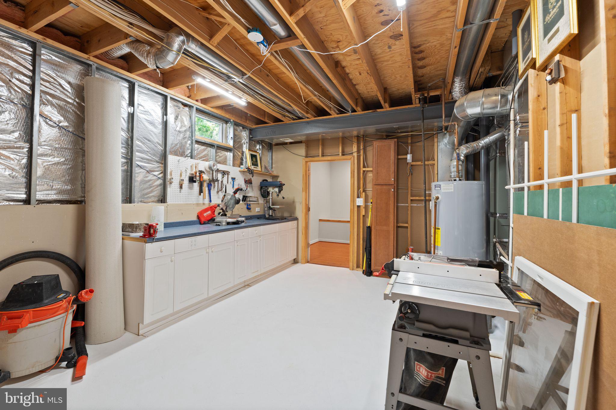 OAKTON WOODS - Residential