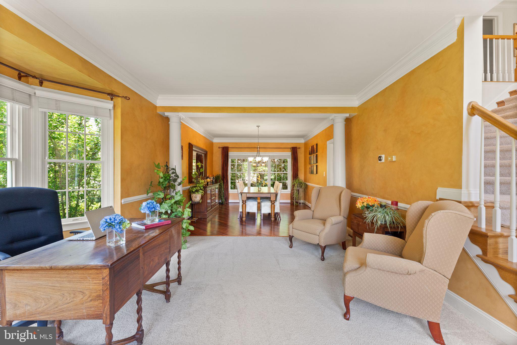 OAKTON WOODS - Residential