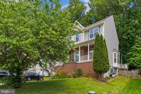 Photo of 15333 Dillwyn Court, WOODBRIDGE, VA 22193 (MLS # VAPW2120818)