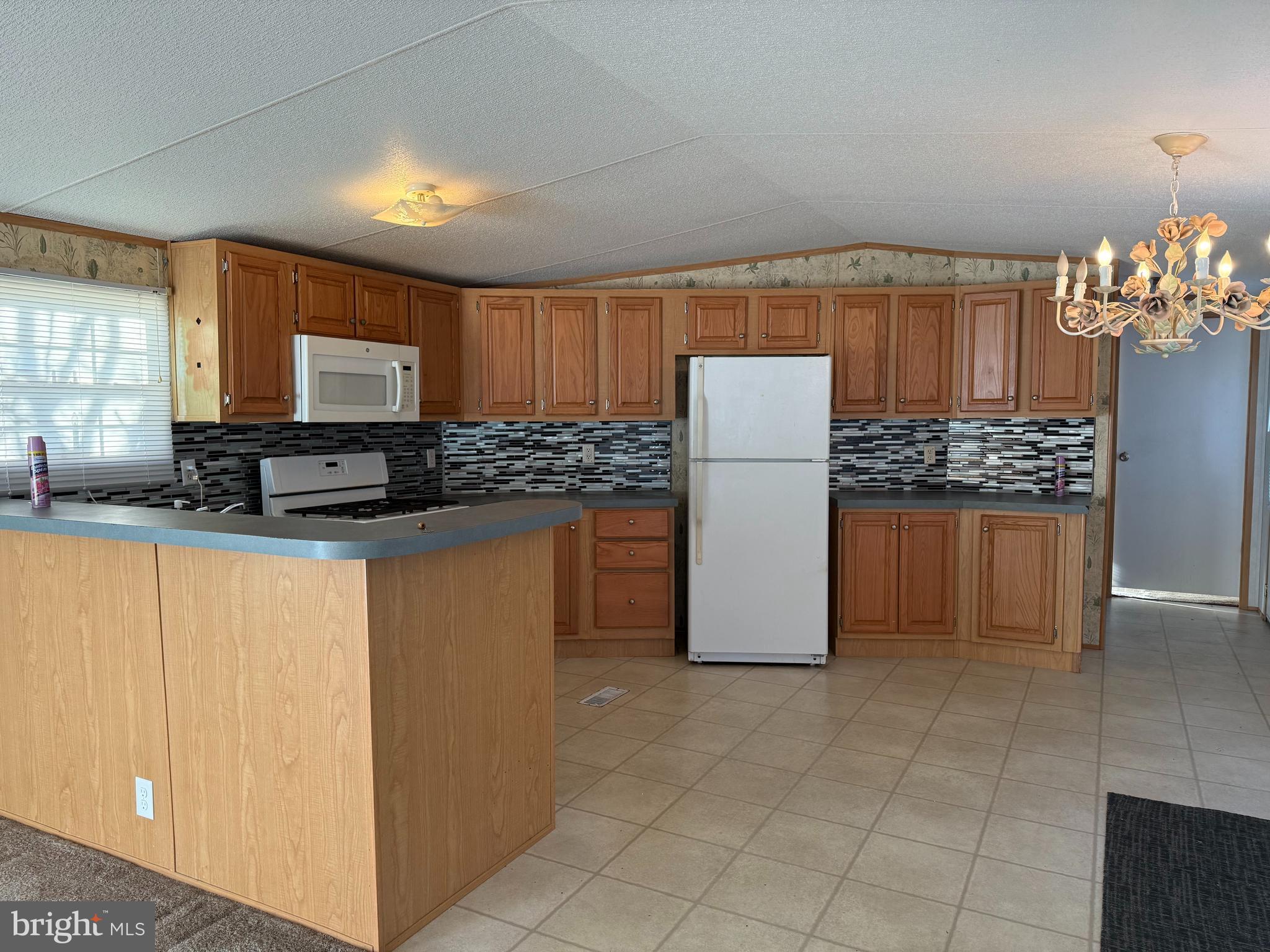 44 HITCH POND CIRCLE