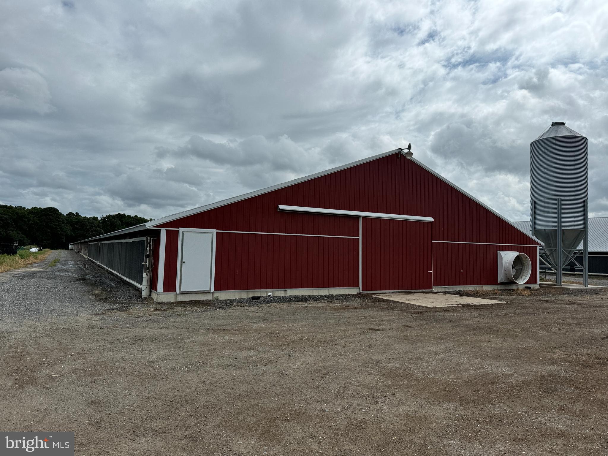 4689 WOODPECKER ROAD