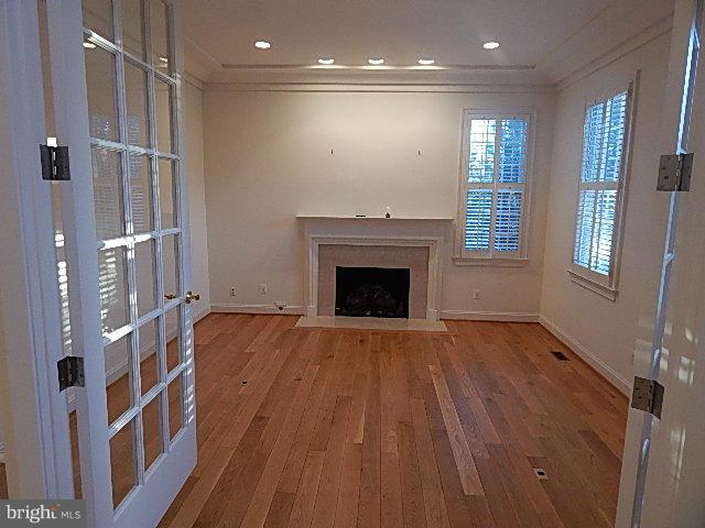 SADDLE RIDGE - Residential