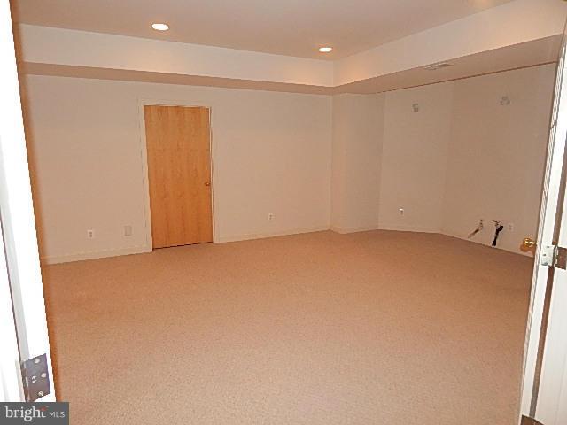 SADDLE RIDGE - Residential