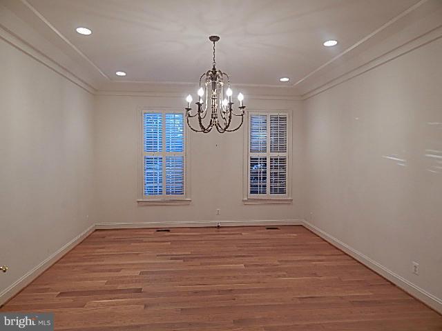 SADDLE RIDGE - Residential