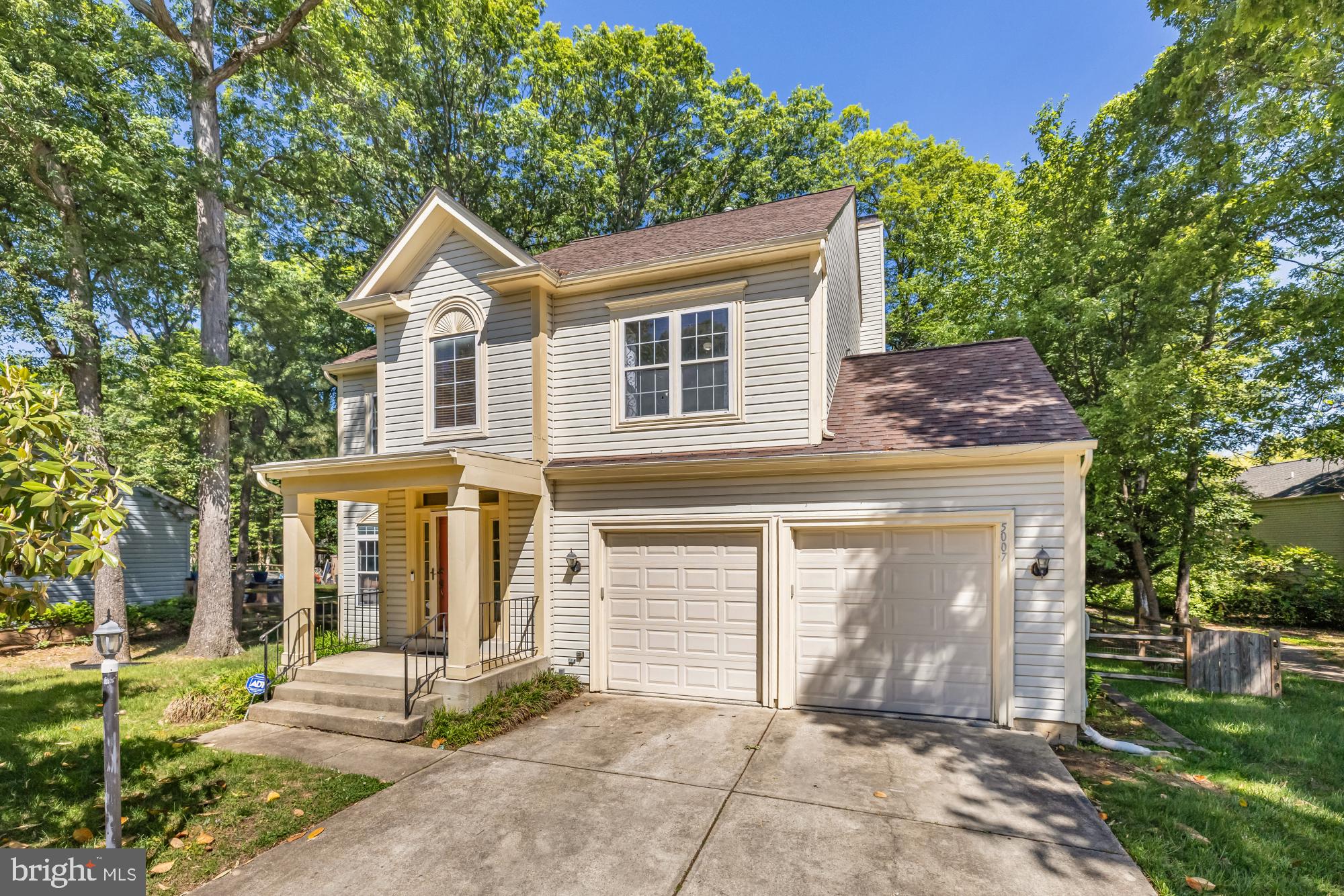 5007 DAMSELFISH COURT