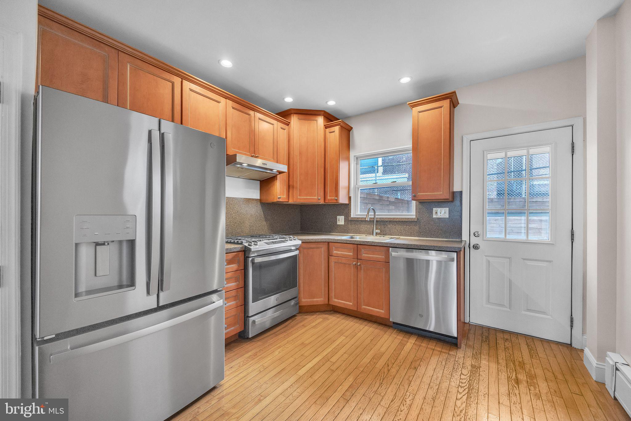 PENNSPORT - Residential Lease