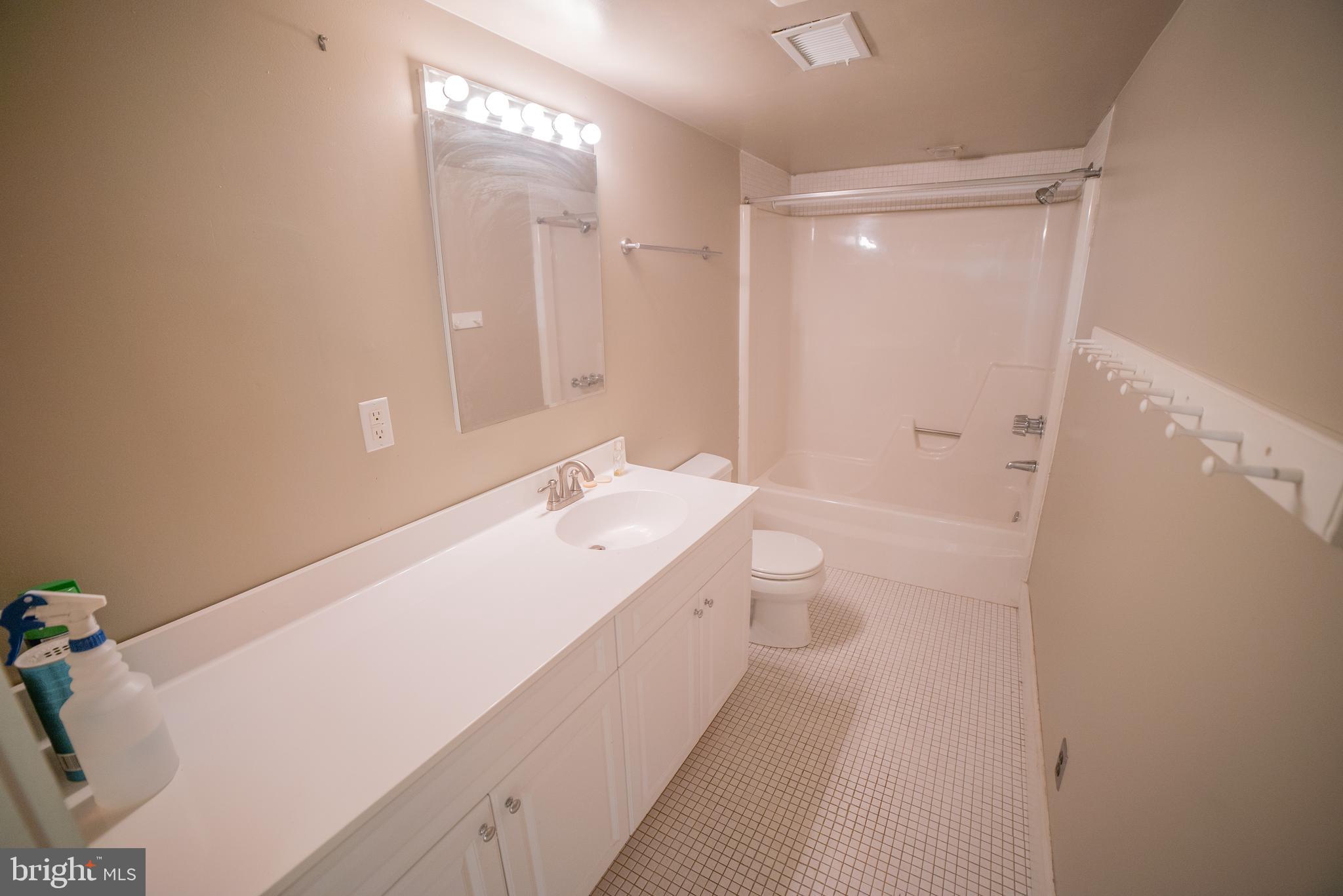 ART MUSEUM AREA - Residential