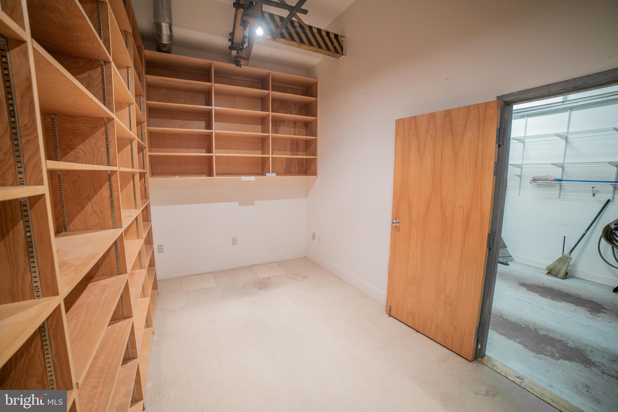 ART MUSEUM AREA - Residential