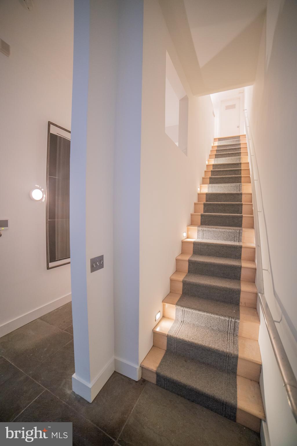 ART MUSEUM AREA - Residential