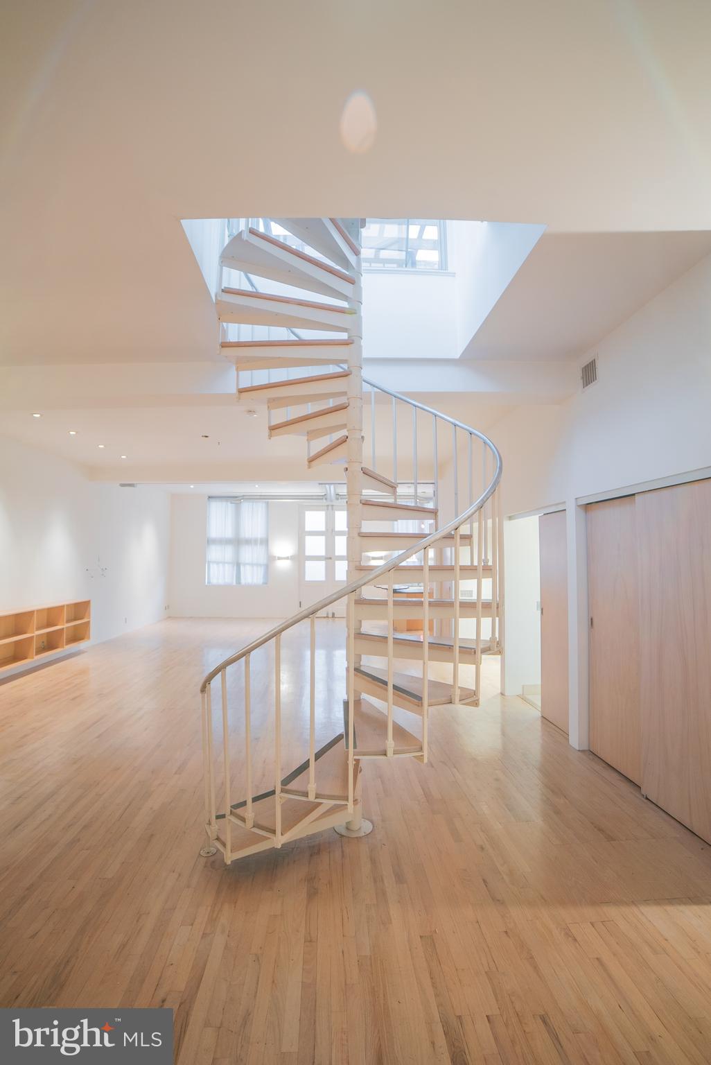 ART MUSEUM AREA - Residential