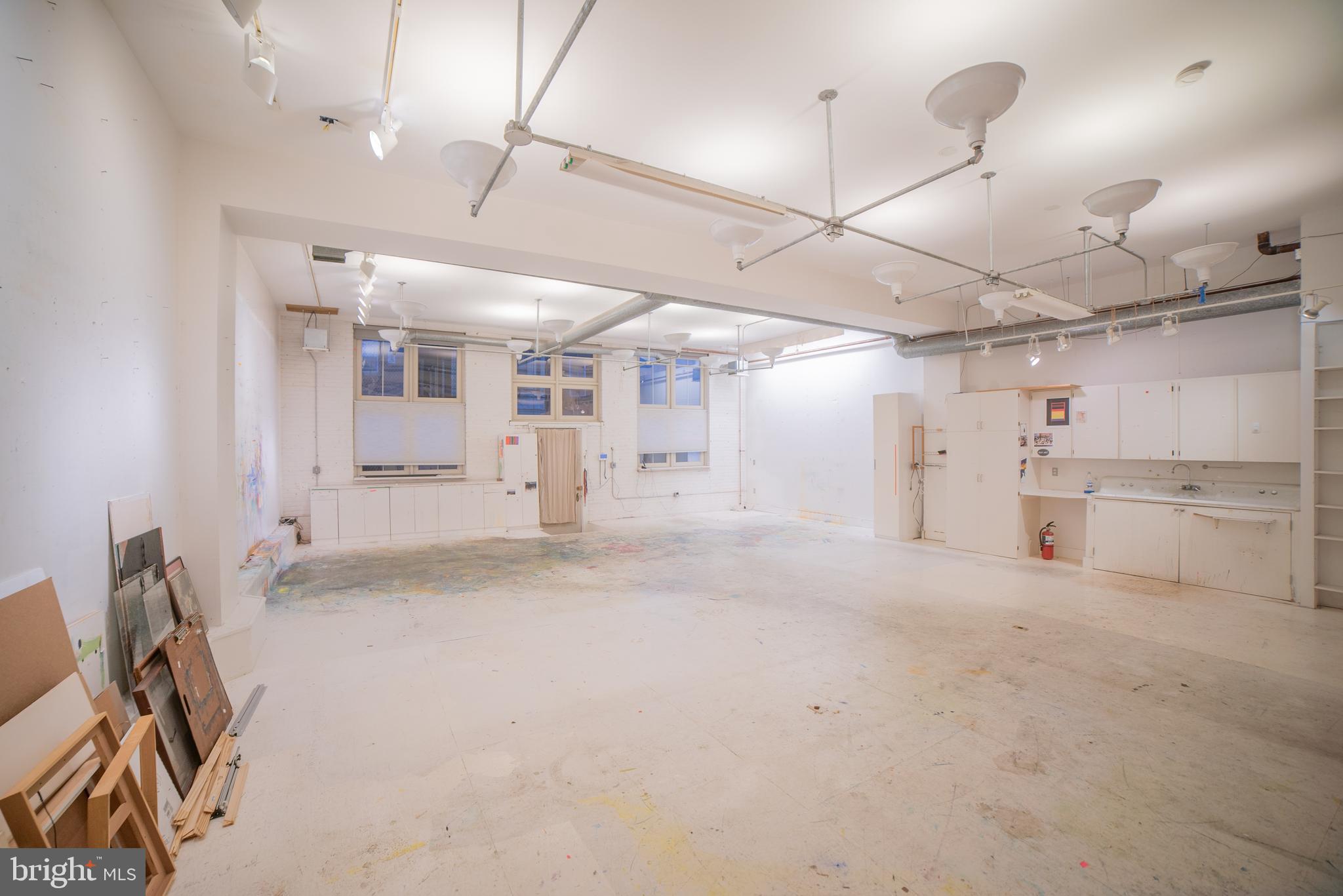 ART MUSEUM AREA - Residential