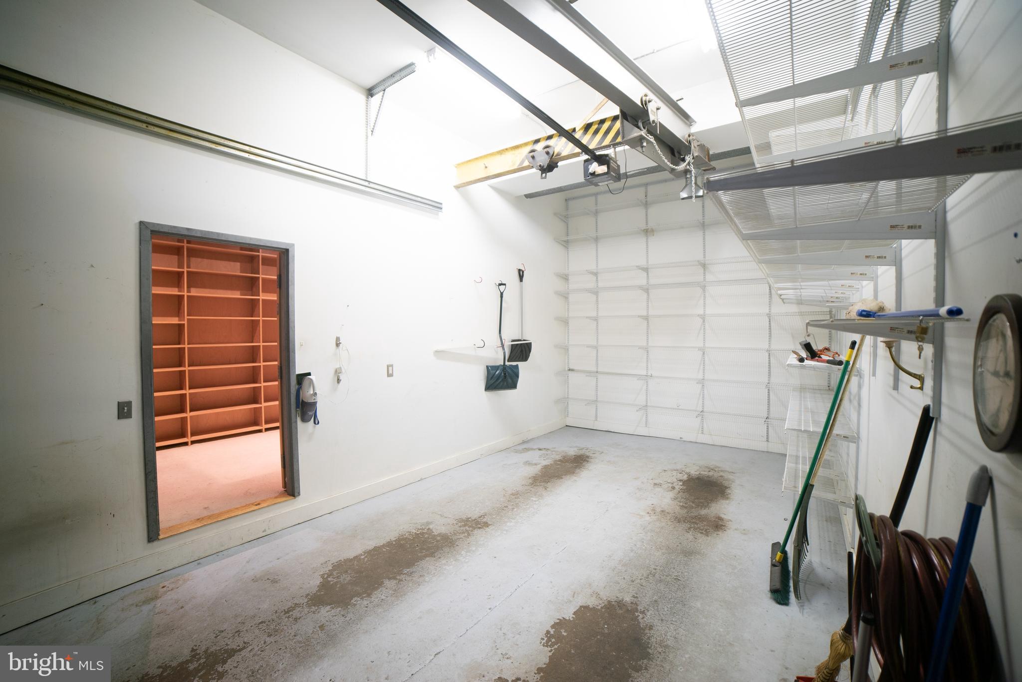 ART MUSEUM AREA - Residential