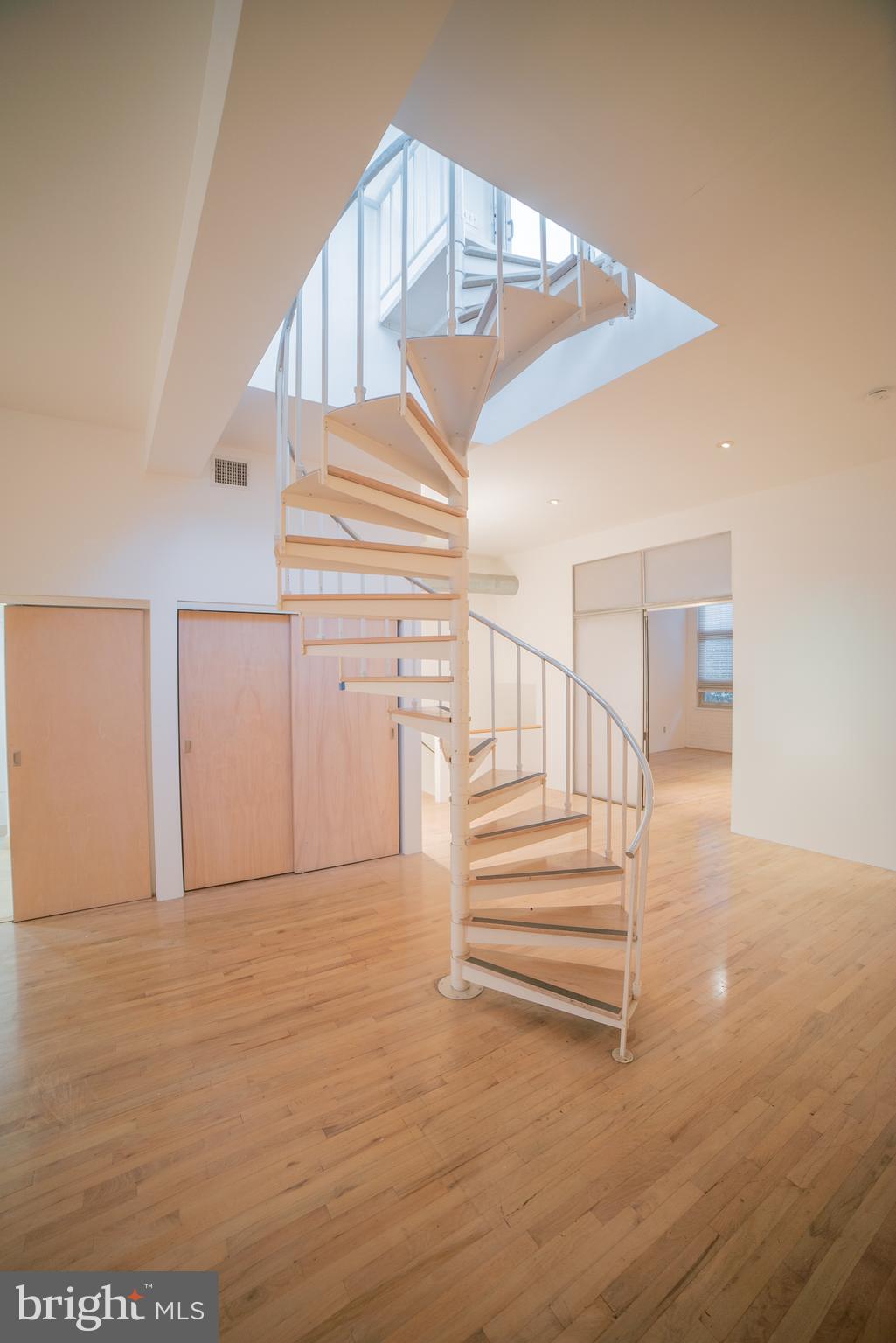 ART MUSEUM AREA - Residential