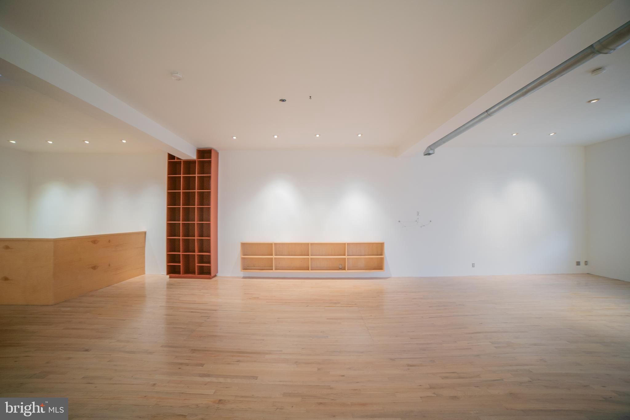 ART MUSEUM AREA - Residential