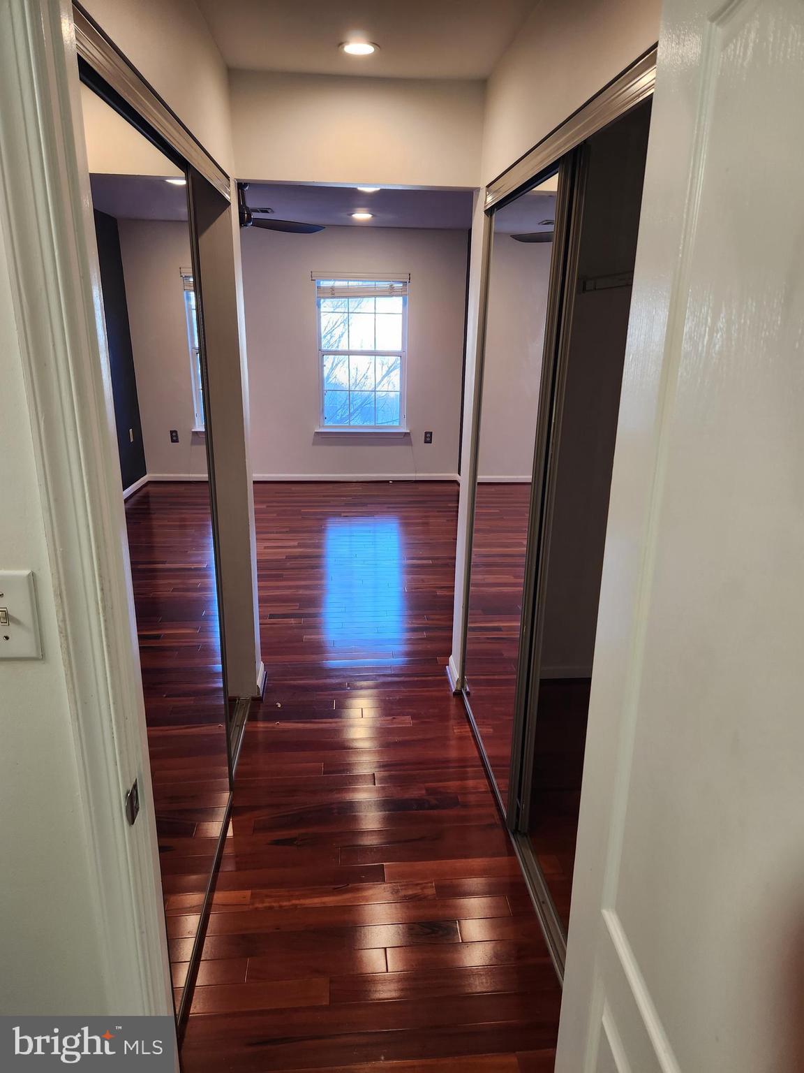 LARGO TOWN CENTER CONDOMINIUMS - Residential