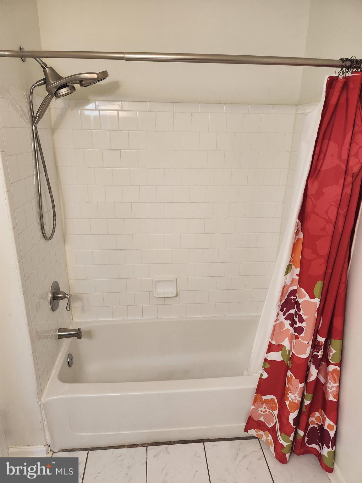 LARGO TOWN CENTER CONDOMINIUMS - Residential