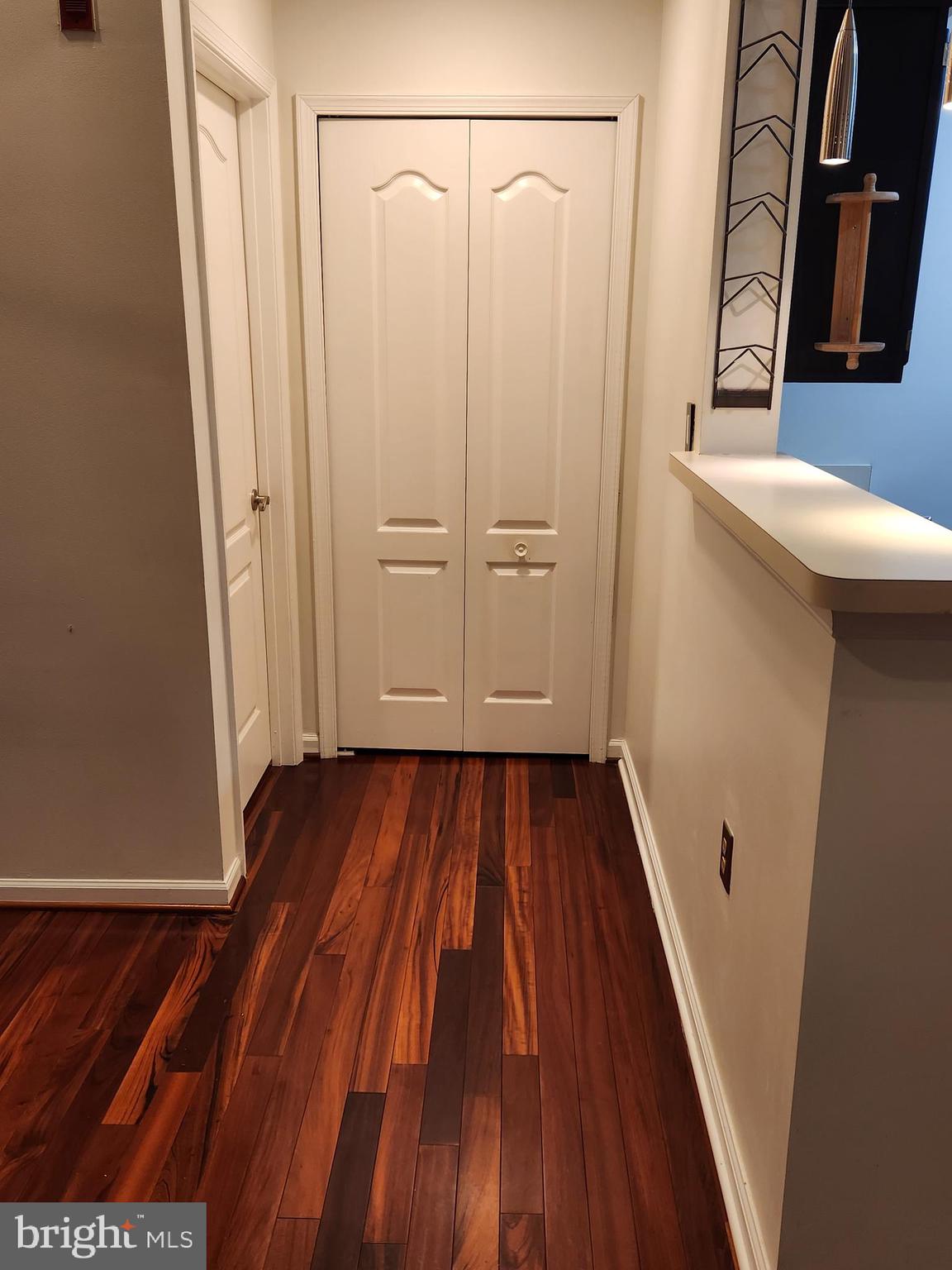 LARGO TOWN CENTER CONDOMINIUMS - Residential