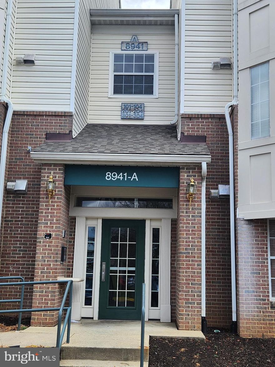 Come home to this spacious, natural light filled top floor unit. Located in a gated community  in walking distance to Largo Metro Station. Condo features 2- Bedrooms, 2 full baths, Hardwood floors , Cathedral Ceilings, Ceiling fans in rooms, Gas burning fireplace, Double access to the private balcony, Double closets in the master bedroom, Washer and Dryer, Recess lighting. Community amenities includes Tennis courts, Walking path, Lake view and well maintained grounds. Minutes drive to Washington DC, MGM, National Harbor,  Joint Base Andrews, Medical Center and Shopping.