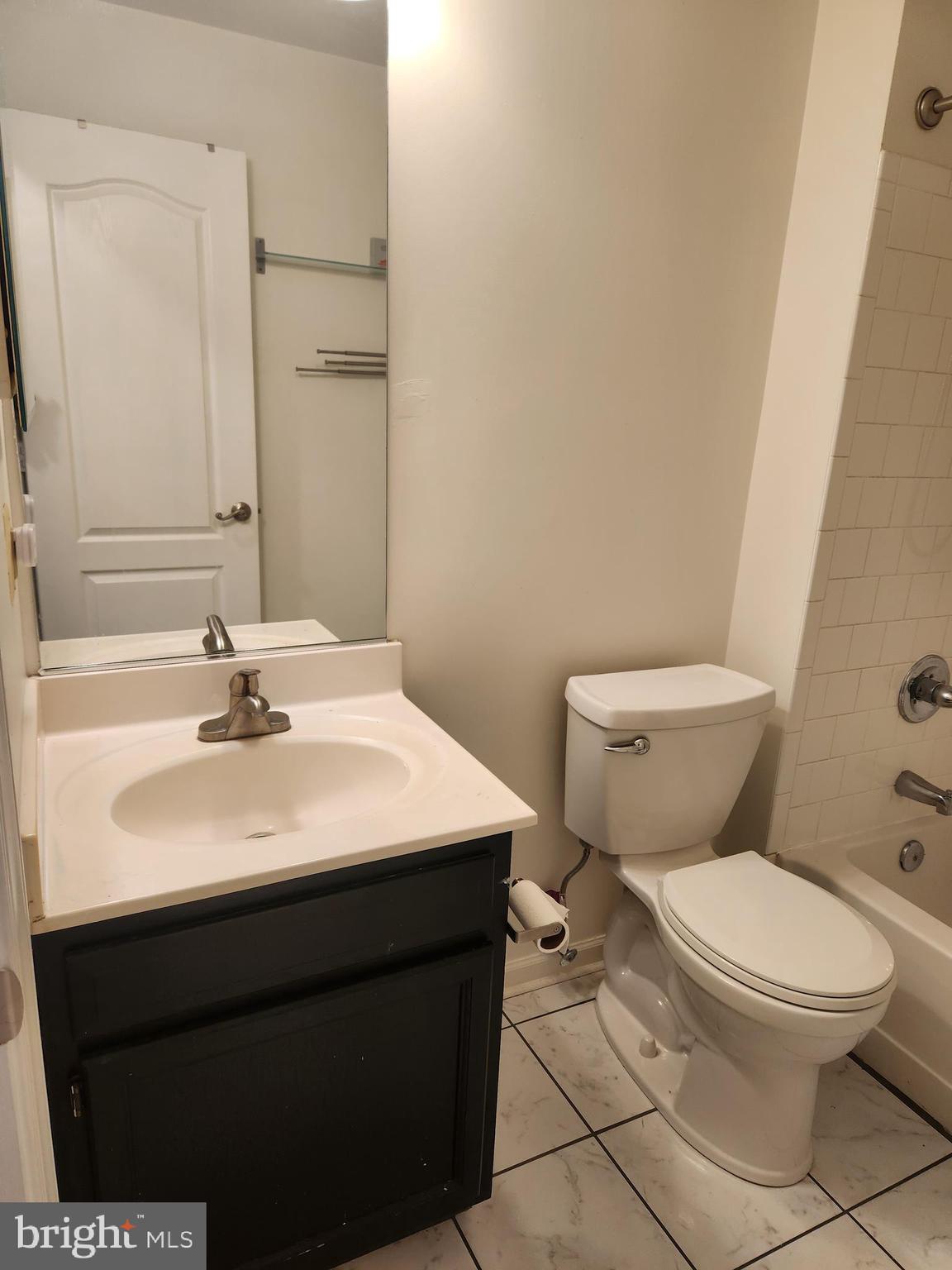 LARGO TOWN CENTER CONDOMINIUMS - Residential