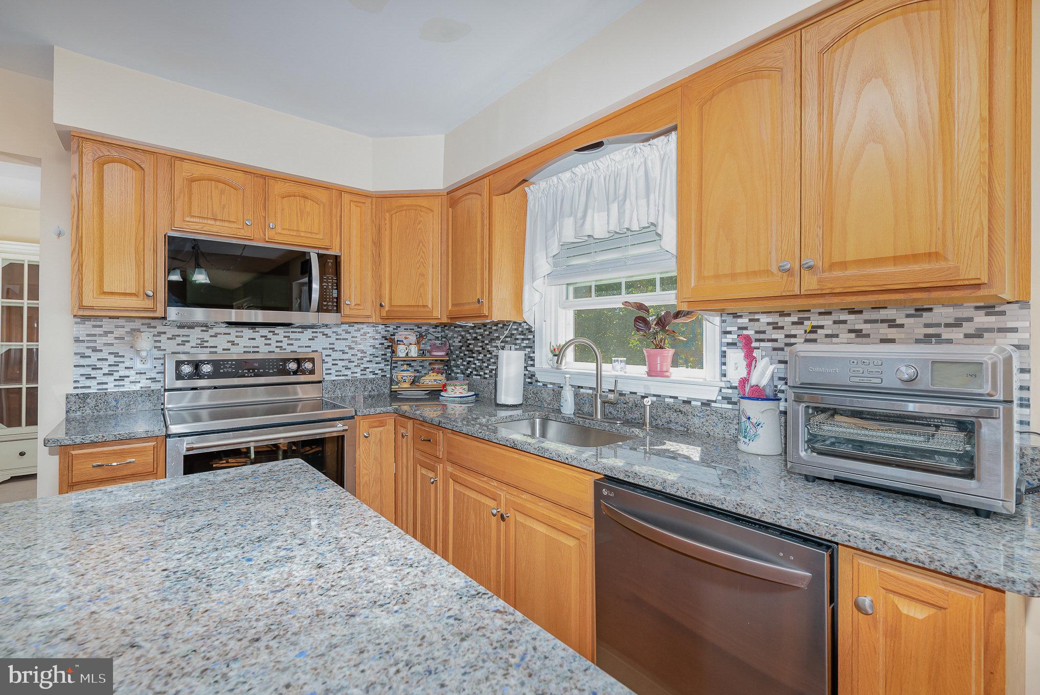 BAY VIEW ESTATES - Residential