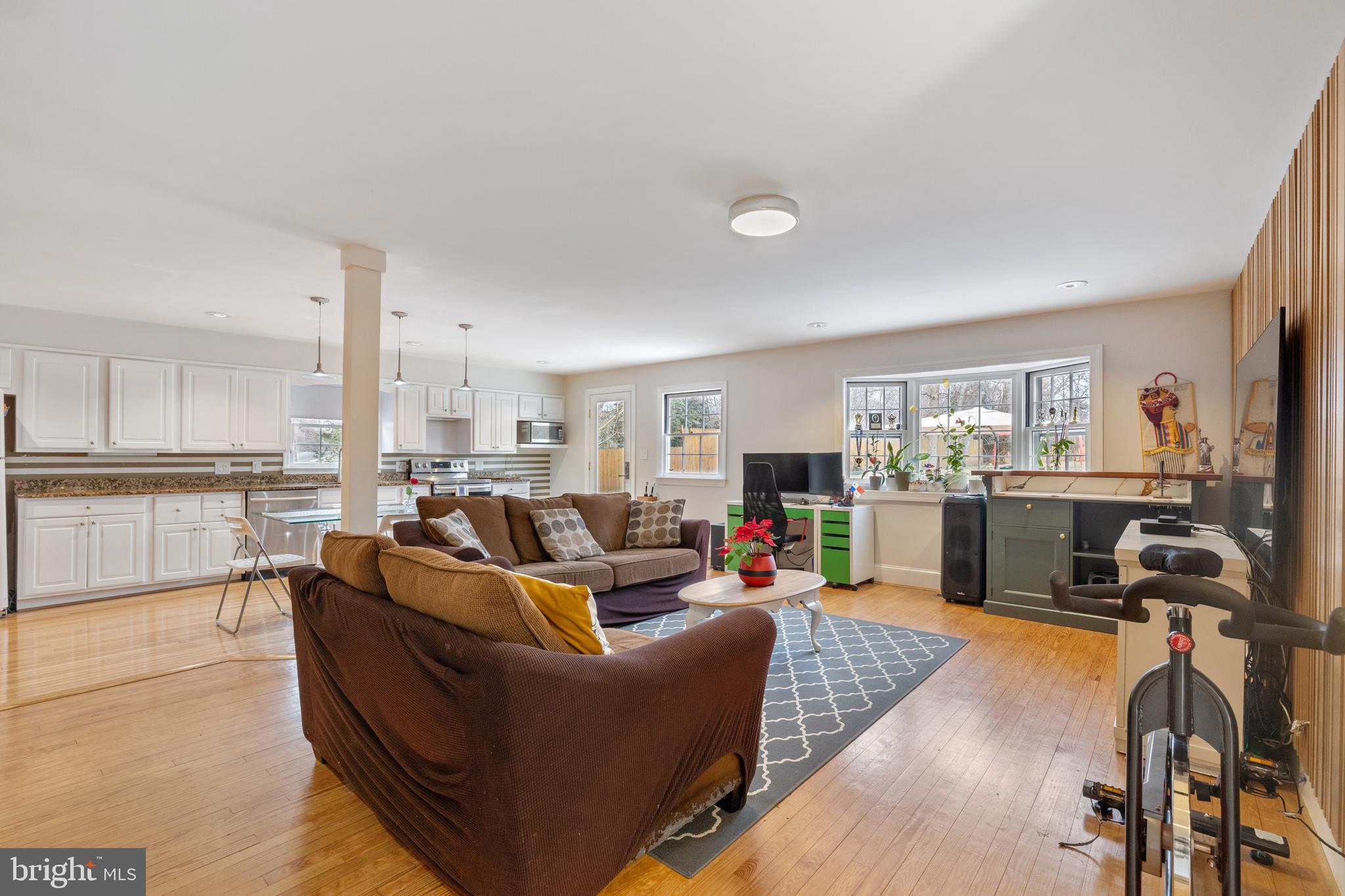 LANHAM HEIGHTS - Residential