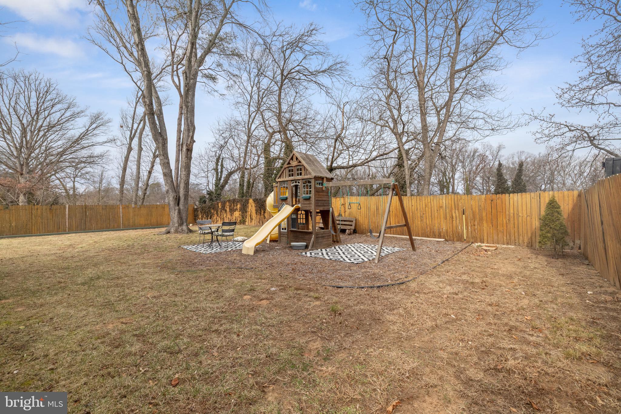 LANHAM HEIGHTS - Residential