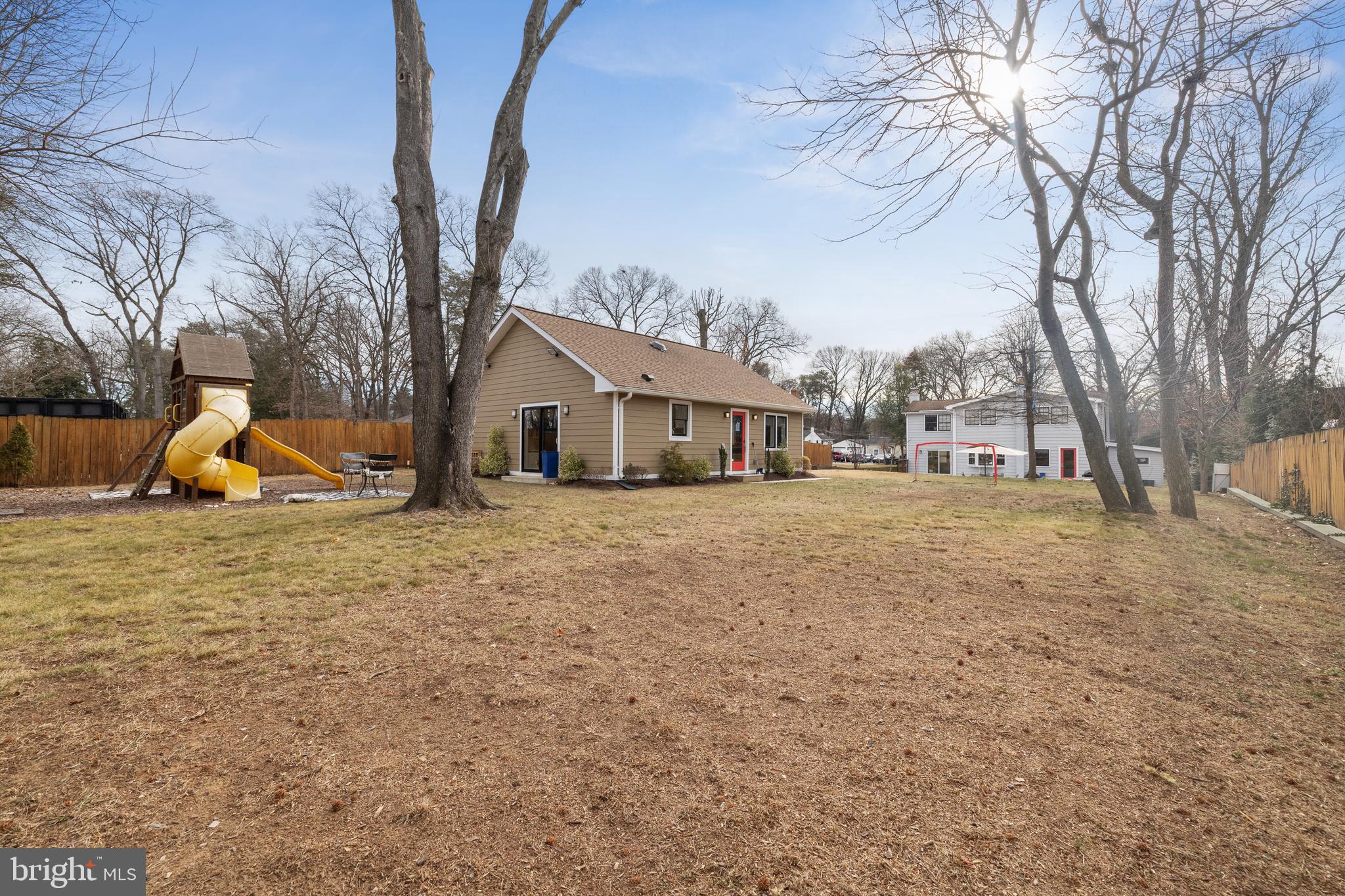 LANHAM HEIGHTS - Residential