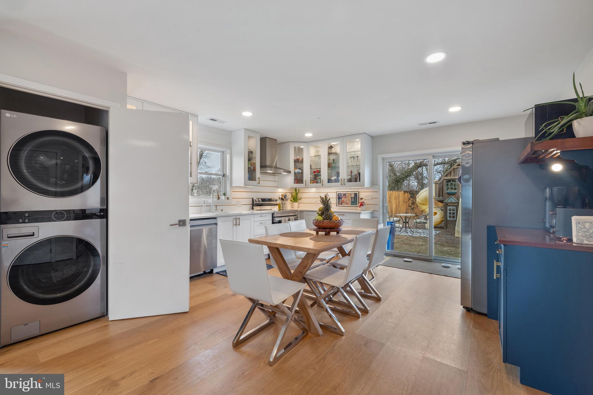 LANHAM HEIGHTS - Residential