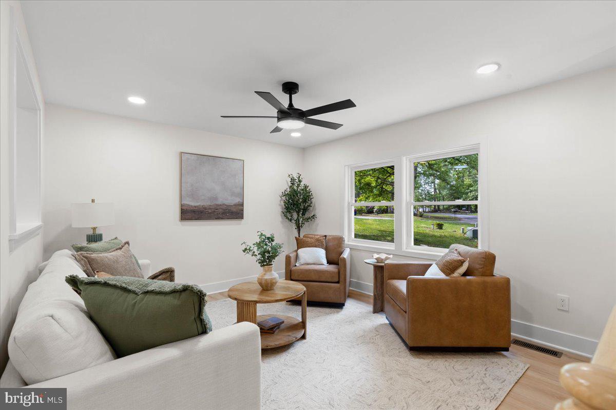 TOWN CREEK - Residential