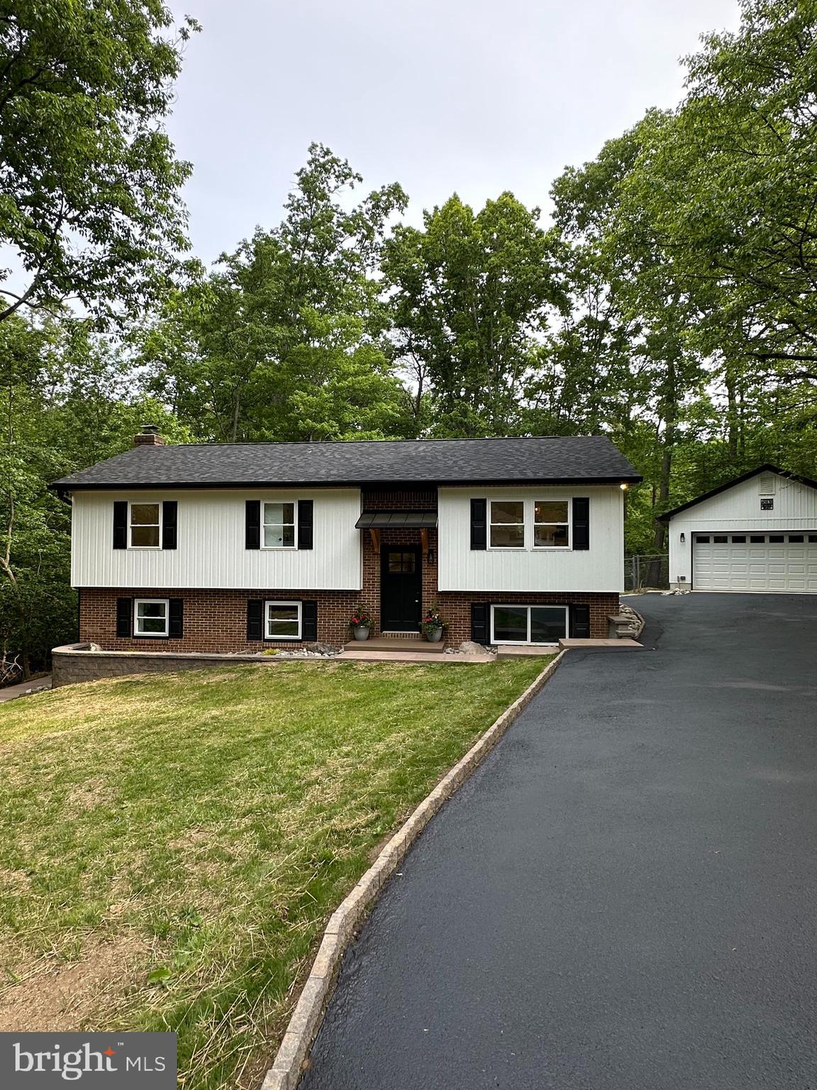 TOWN CREEK - Residential