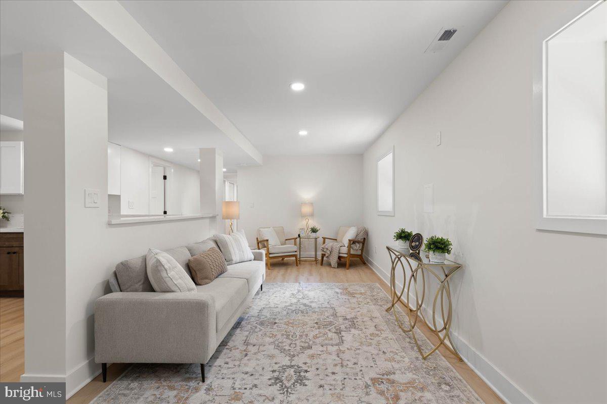 TOWN CREEK - Residential