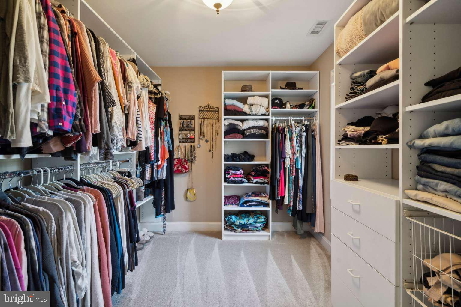 QUARRY VALLEY - Residential