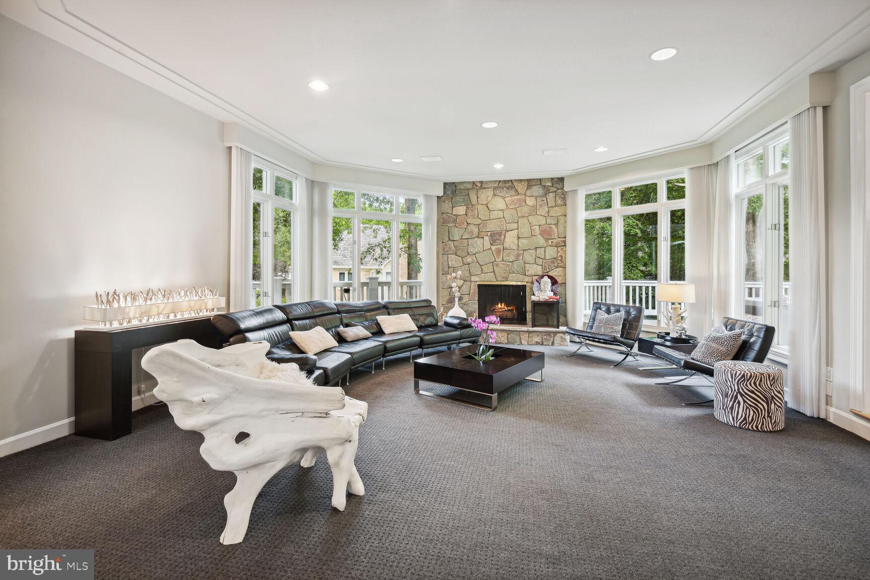 AVENEL - Residential