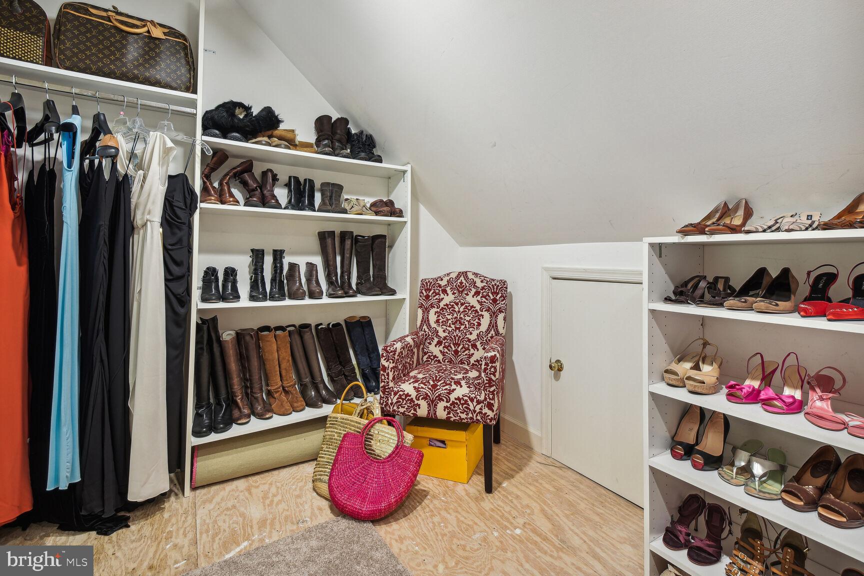 AVENEL - Residential