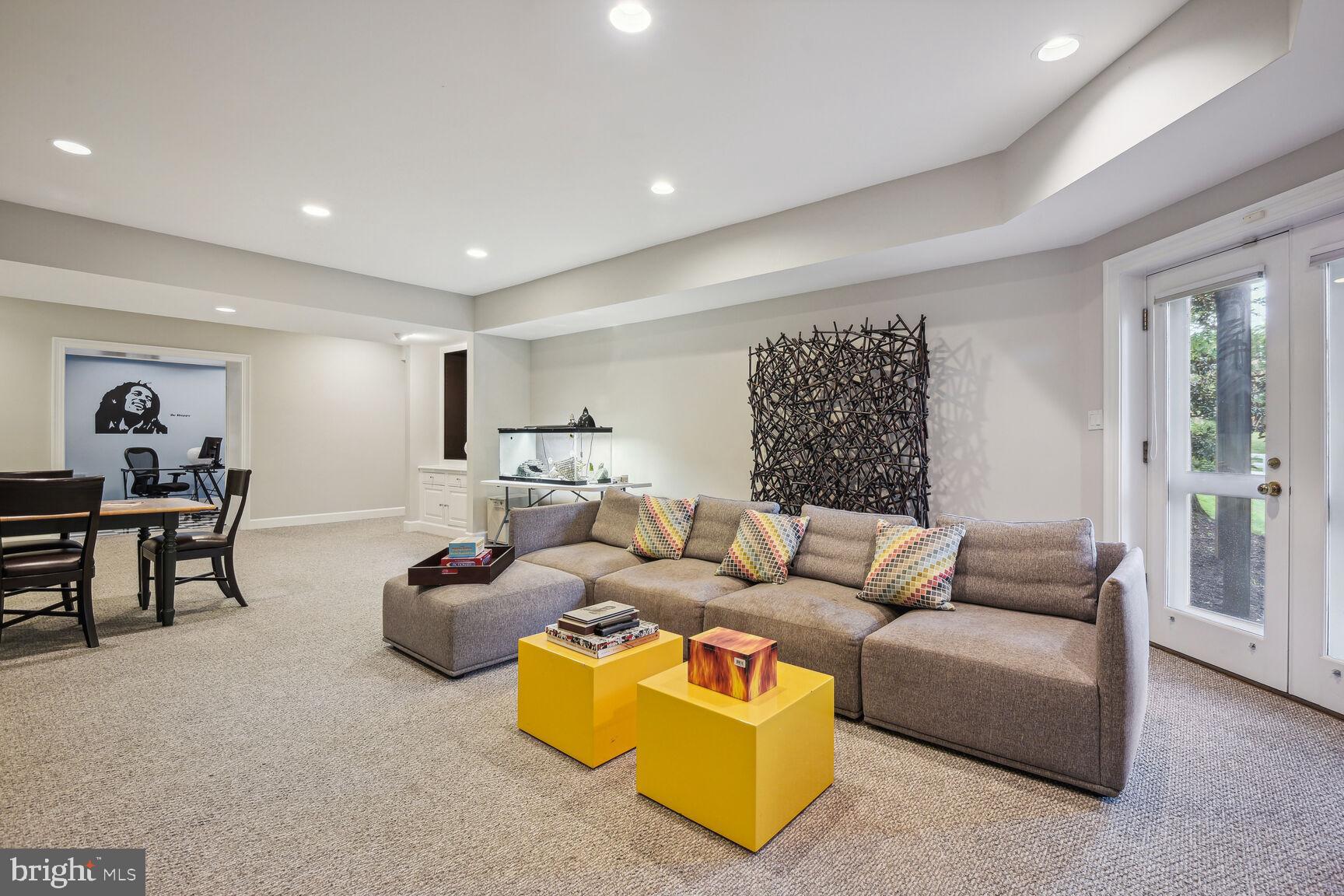 AVENEL - Residential