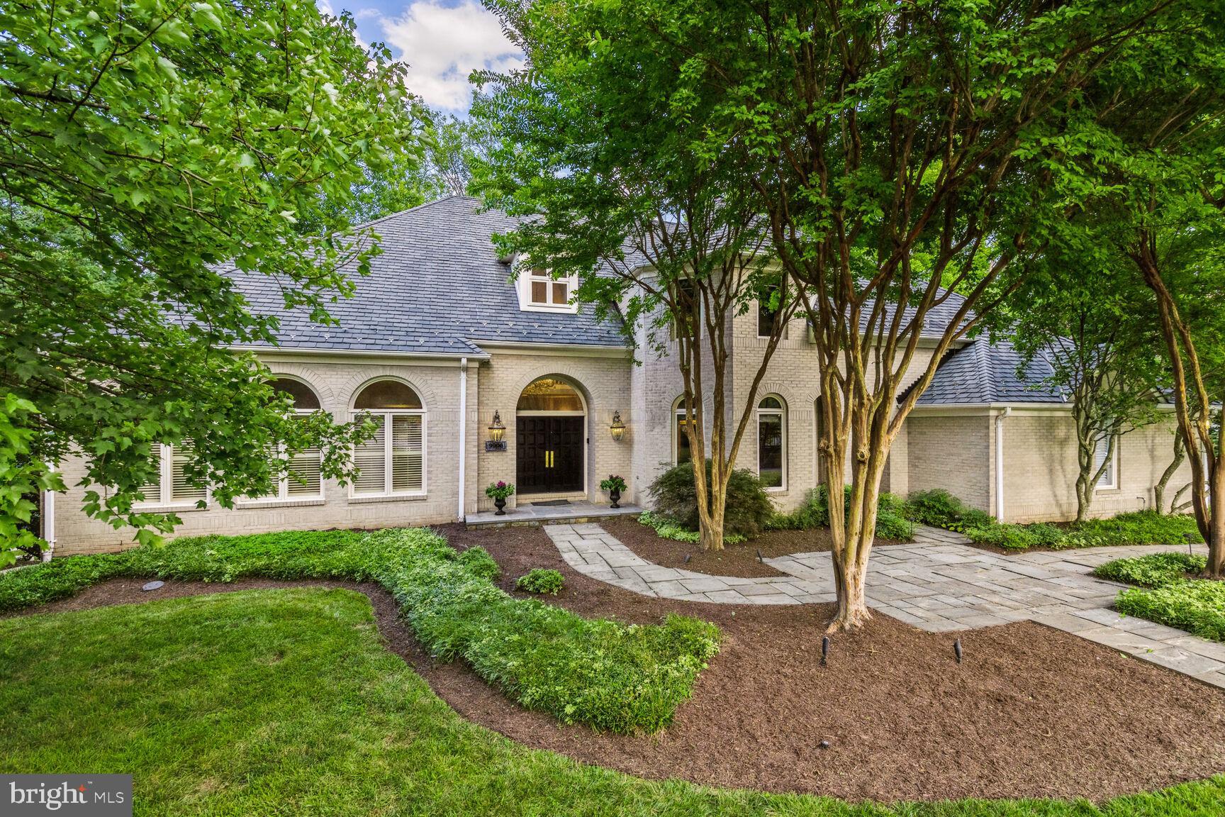 AVENEL - Residential