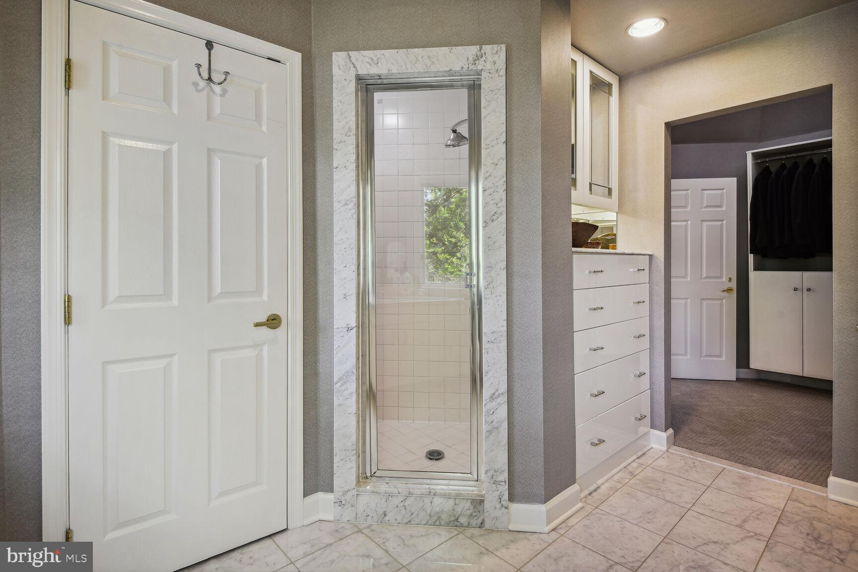 AVENEL - Residential