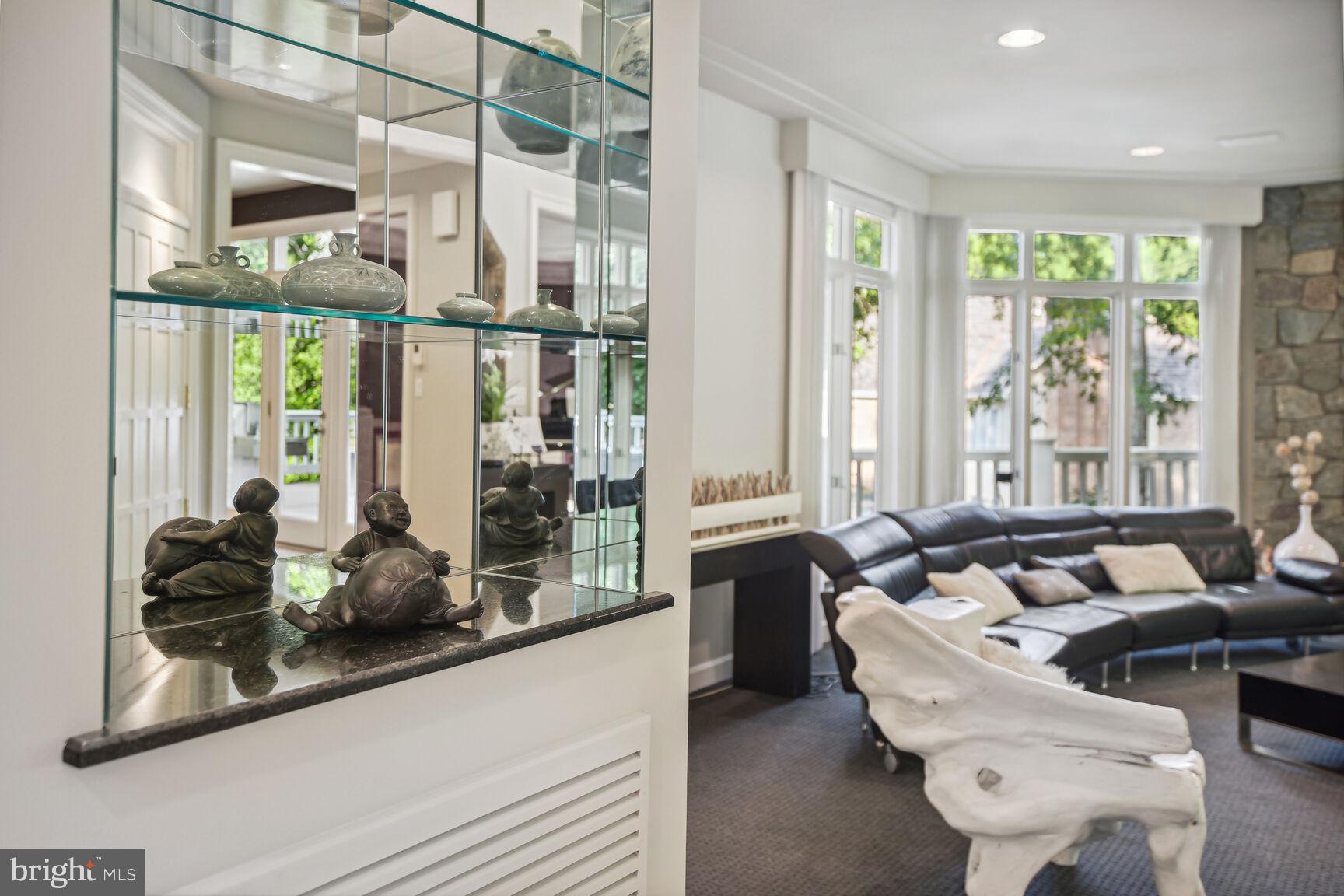 AVENEL - Residential