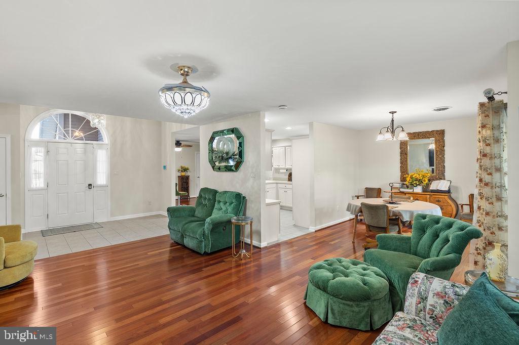 PENN NATIONAL GOLF COURSE COMMUNITY - Residential