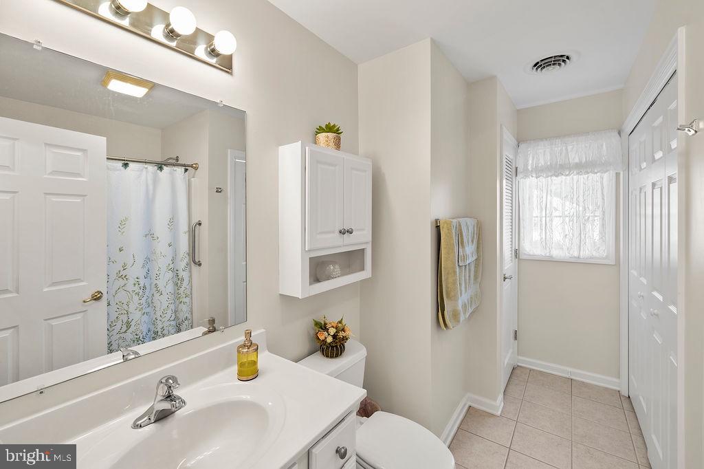 PENN NATIONAL GOLF COURSE COMMUNITY - Residential