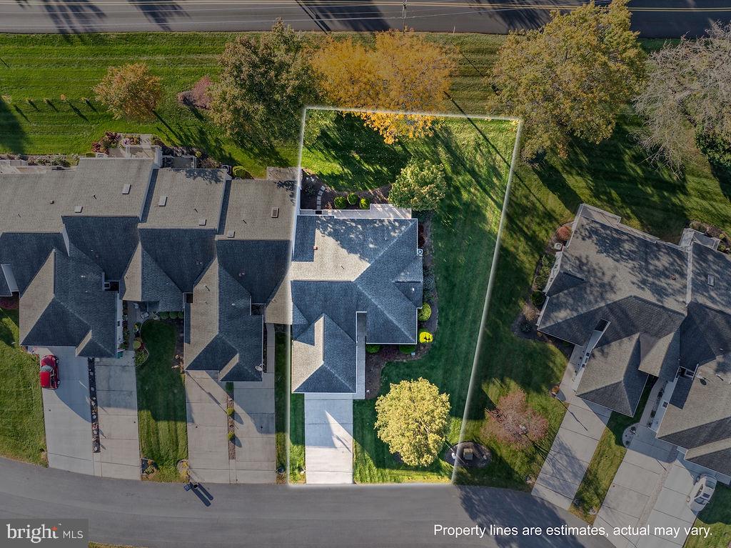 PENN NATIONAL GOLF COURSE COMMUNITY - Residential