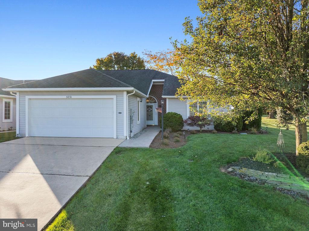 PENN NATIONAL GOLF COURSE COMMUNITY - Residential