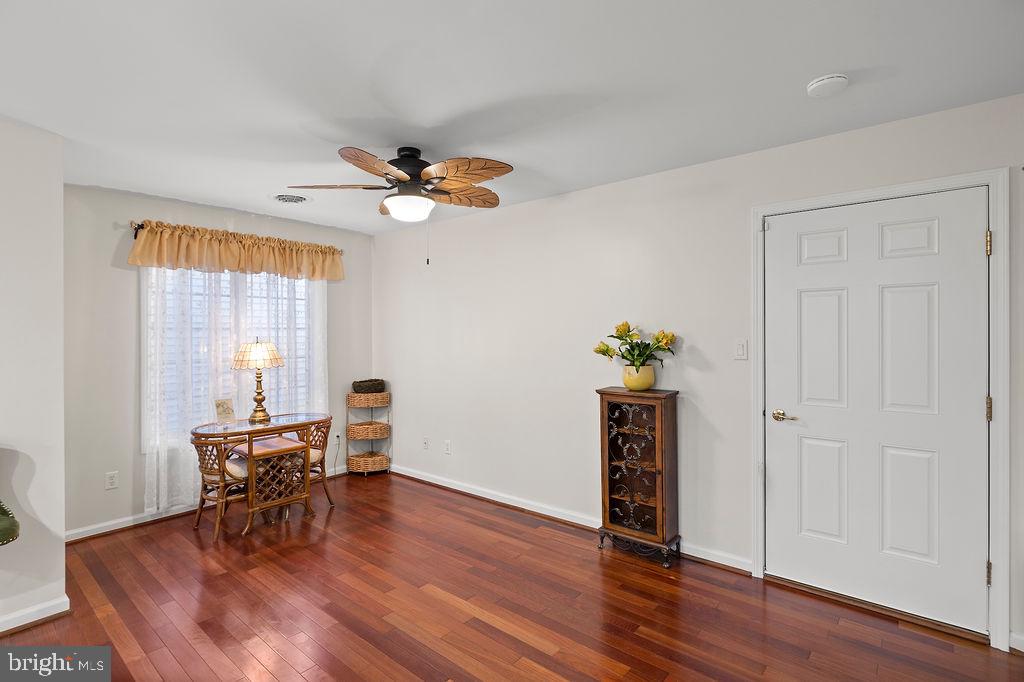 PENN NATIONAL GOLF COURSE COMMUNITY - Residential