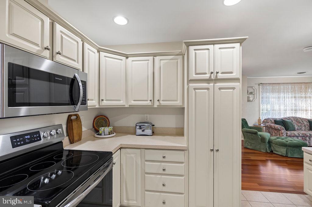 PENN NATIONAL GOLF COURSE COMMUNITY - Residential