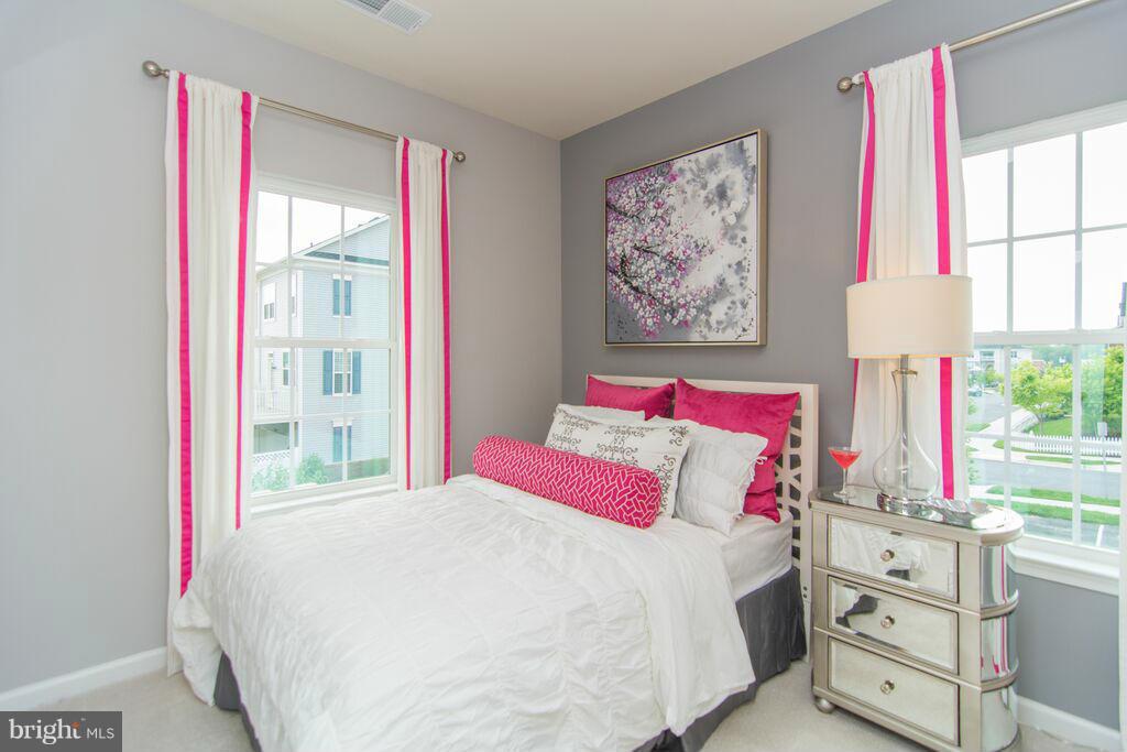 WATERFORD HILLS - Residential