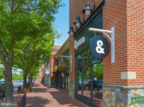 WATERFORD HILLS - Residential